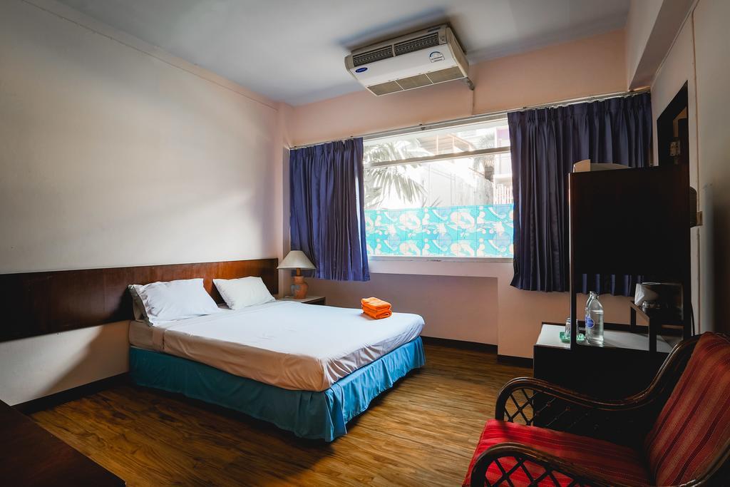 Ruamchitt Travelodge Μπανγκόκ Εξωτερικό φωτογραφία