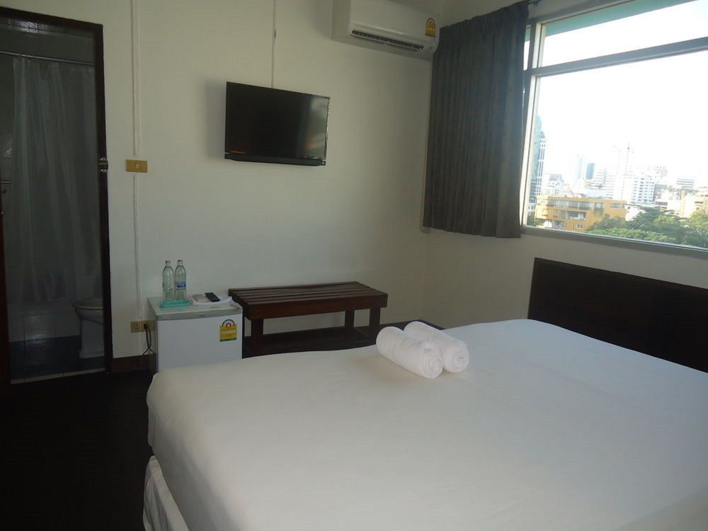 Ruamchitt Travelodge Μπανγκόκ Εξωτερικό φωτογραφία